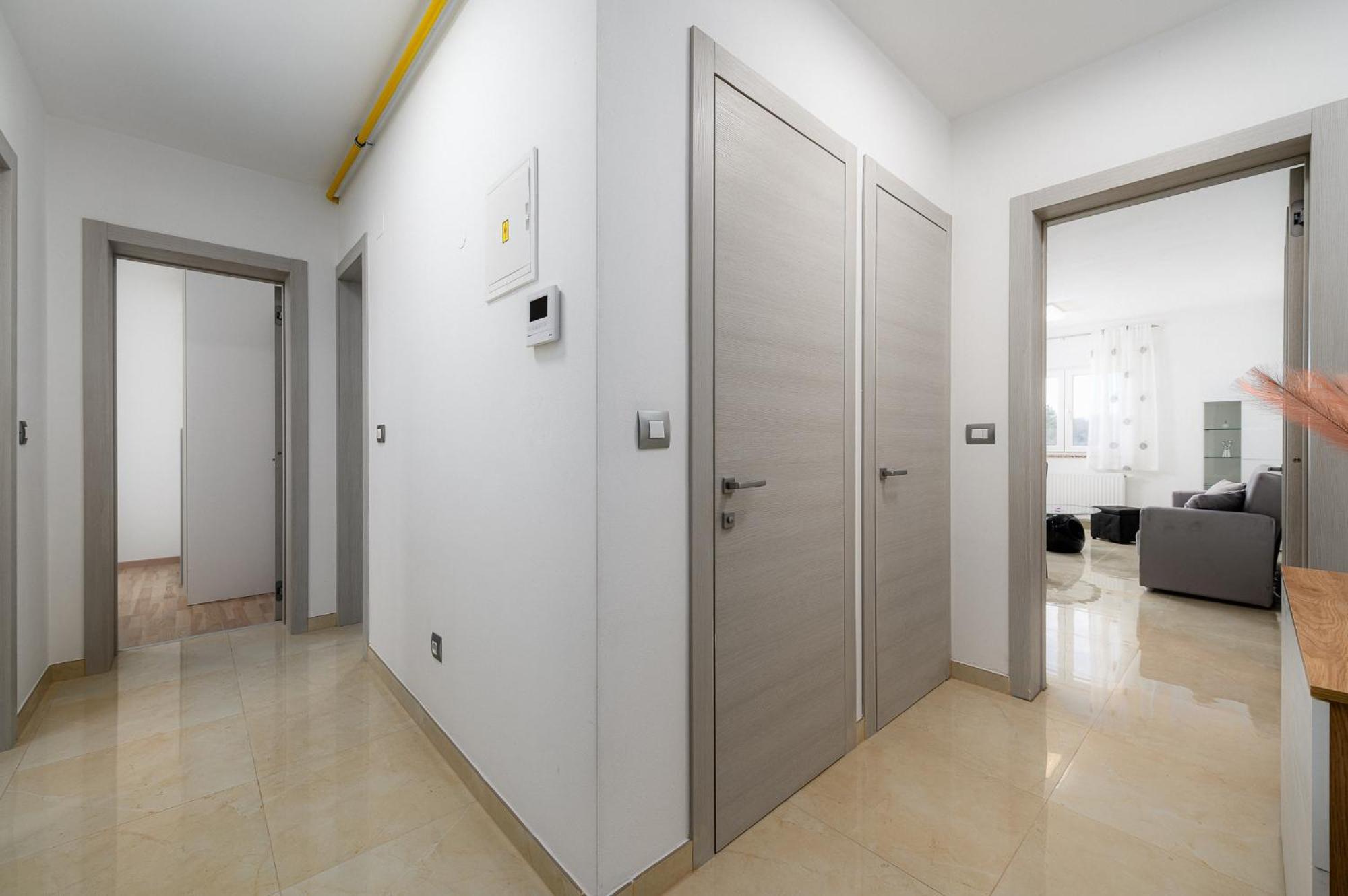 Stancija Amorozo 5 - Apartment N. 7 Porec Bagian luar foto
