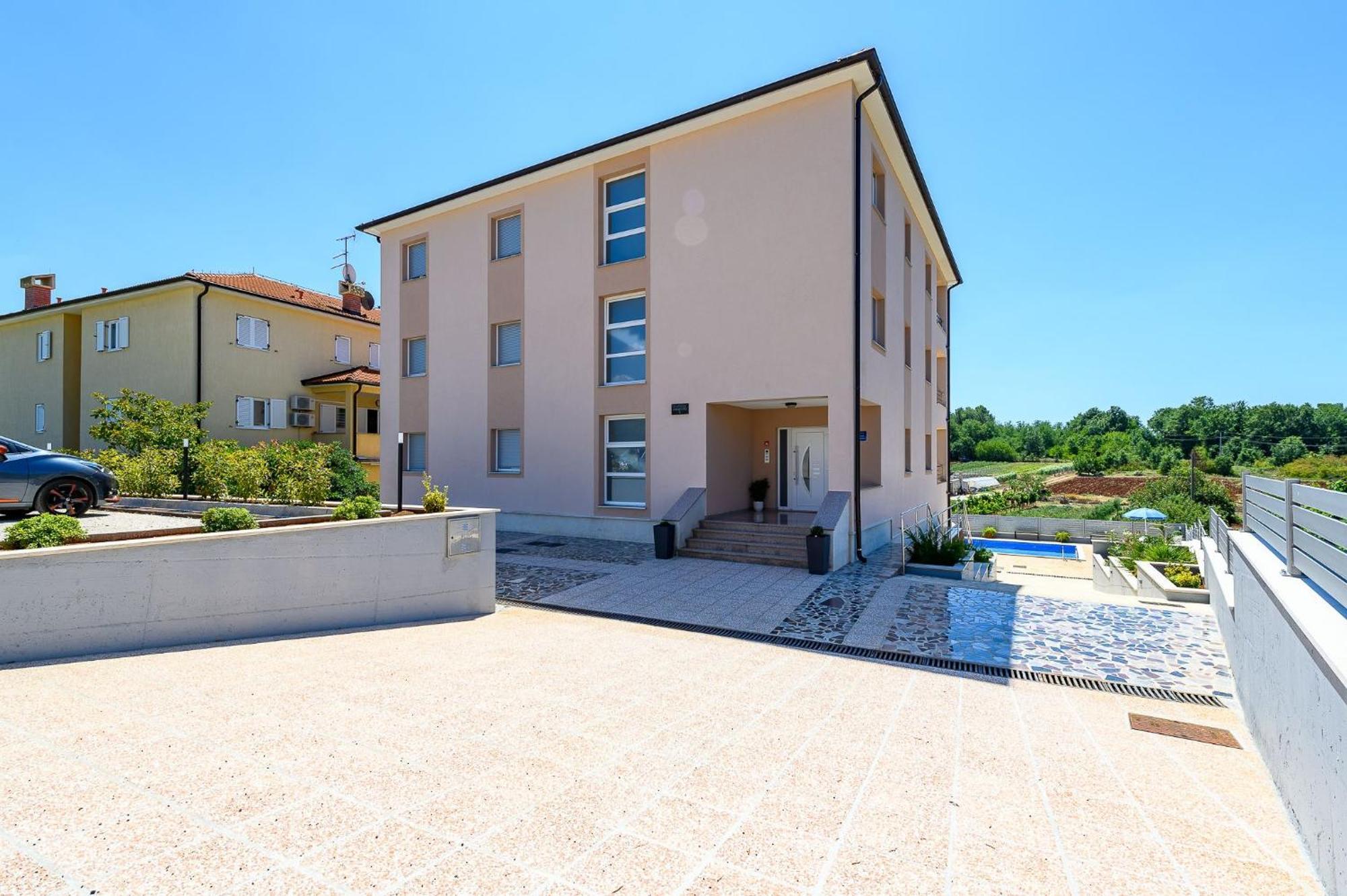 Stancija Amorozo 5 - Apartment N. 7 Porec Bagian luar foto